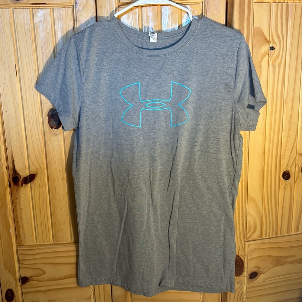 Under armour shirt